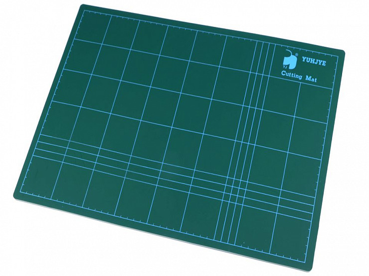 Double-sided Cutting Mat 30x45 cm