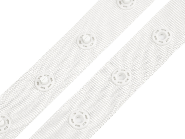 Bandă cu capse pentru confecții textile / body, lățime 18 mm