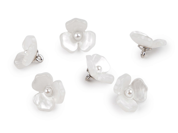 Resin flower button with pearl size 26´