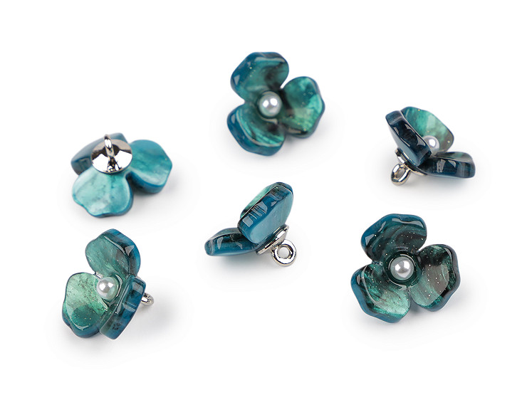Resin flower button with pearl size 26´