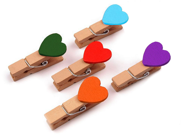 Ξύλινο μανταλάκι με καρδιά