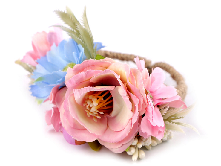 Armband mit Blumen