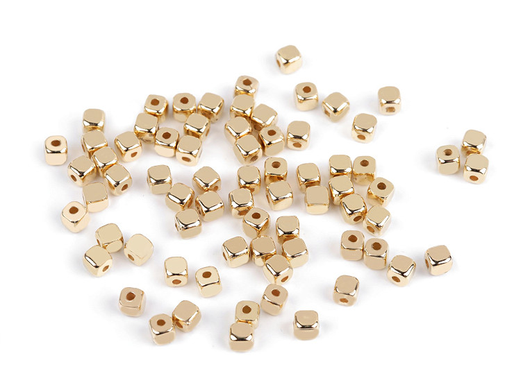 Plastové korálky mini hvězdičky, srdíčka, kostky metalické