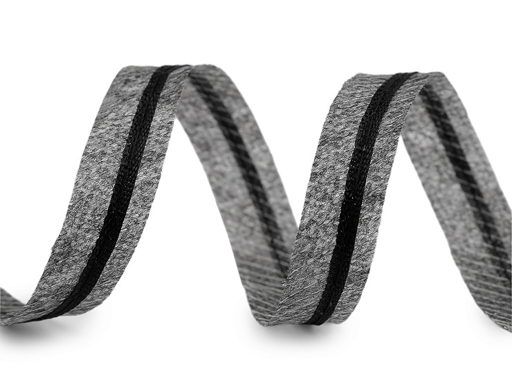 Zažehlovací proužek do švů s tkanicí