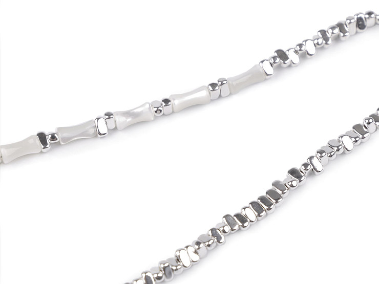 Náhrdelník z nerezovej ocele s korálkami s efektom mačacích očí