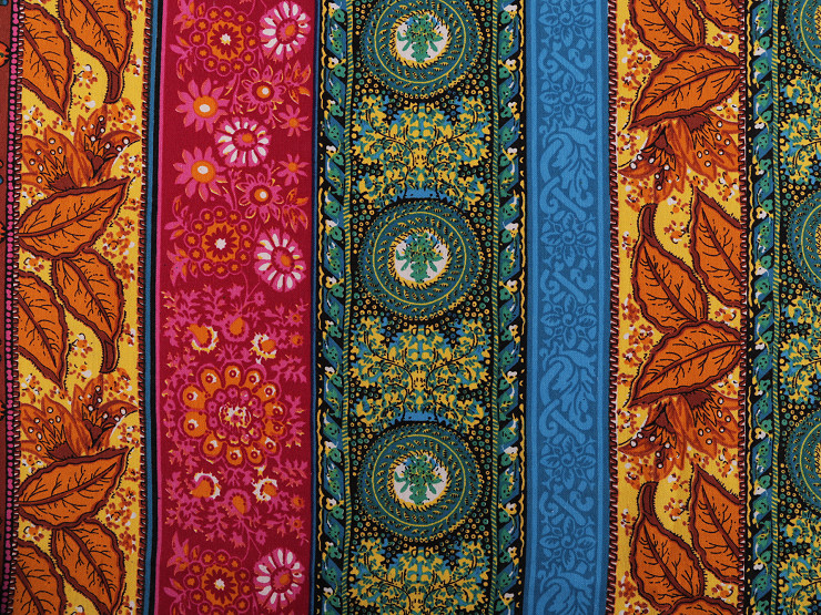 Cotton fabric / canvas with a thinner weave, oriental 