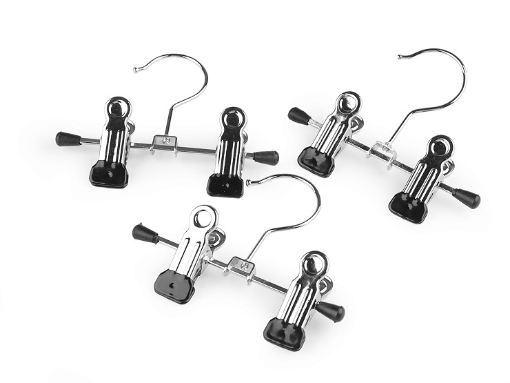 Metal hanger for goods with clips