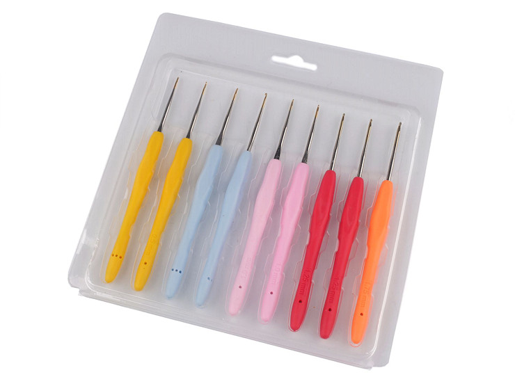 Crochet hook set with silicone and gold tip