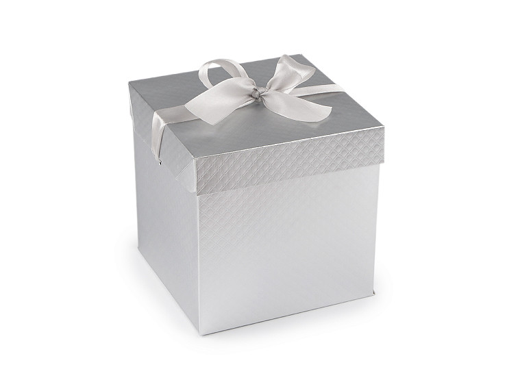 Caja de regalo con lazo metálico