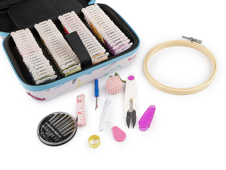 Sada vyšívání v kufříku / mouline a pomůcky AIRO