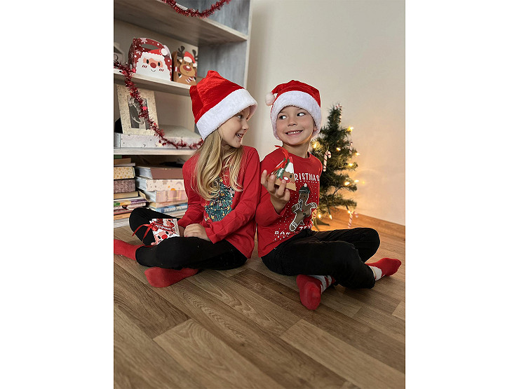 40 Teile Weihnachts-Accessoires Set - Mit Mützen, Brillen, Tattoos & Schmuck