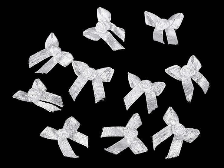 Saténová mašlička s růžičkou