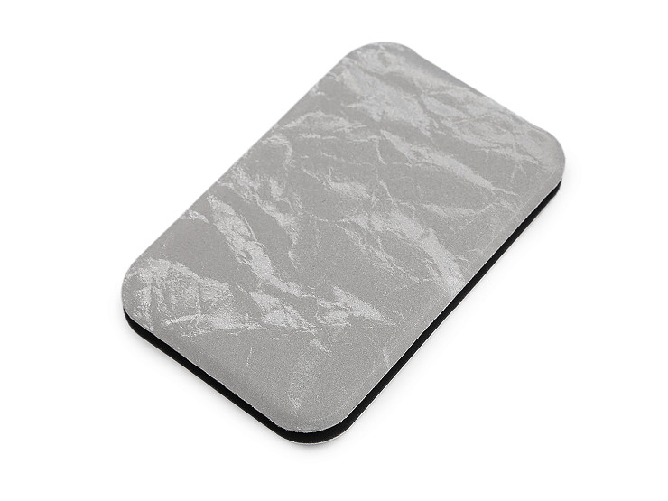 Skladacie kozmetické zrkadlo cestovné